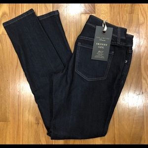 The Limited skinny Leg jeans size 4 short